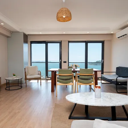Apartament Luxury 2-bedroom Bosphorus View With Private Parking