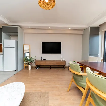 Luxury 2-bedroom Bosphorus View With Private Parking *