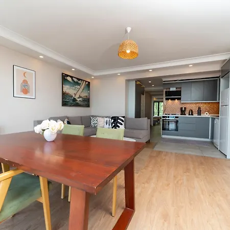 Luxury 2-bedroom Bosphorus View With Private Parking Lägenhet