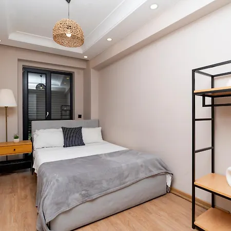Lägenhet Luxury 2-bedroom Bosphorus View With Private Parking *