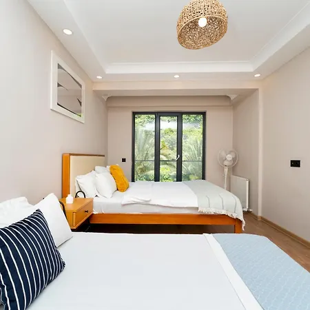 Luxury 2-bedroom Bosphorus View With Private Parking Lägenhet